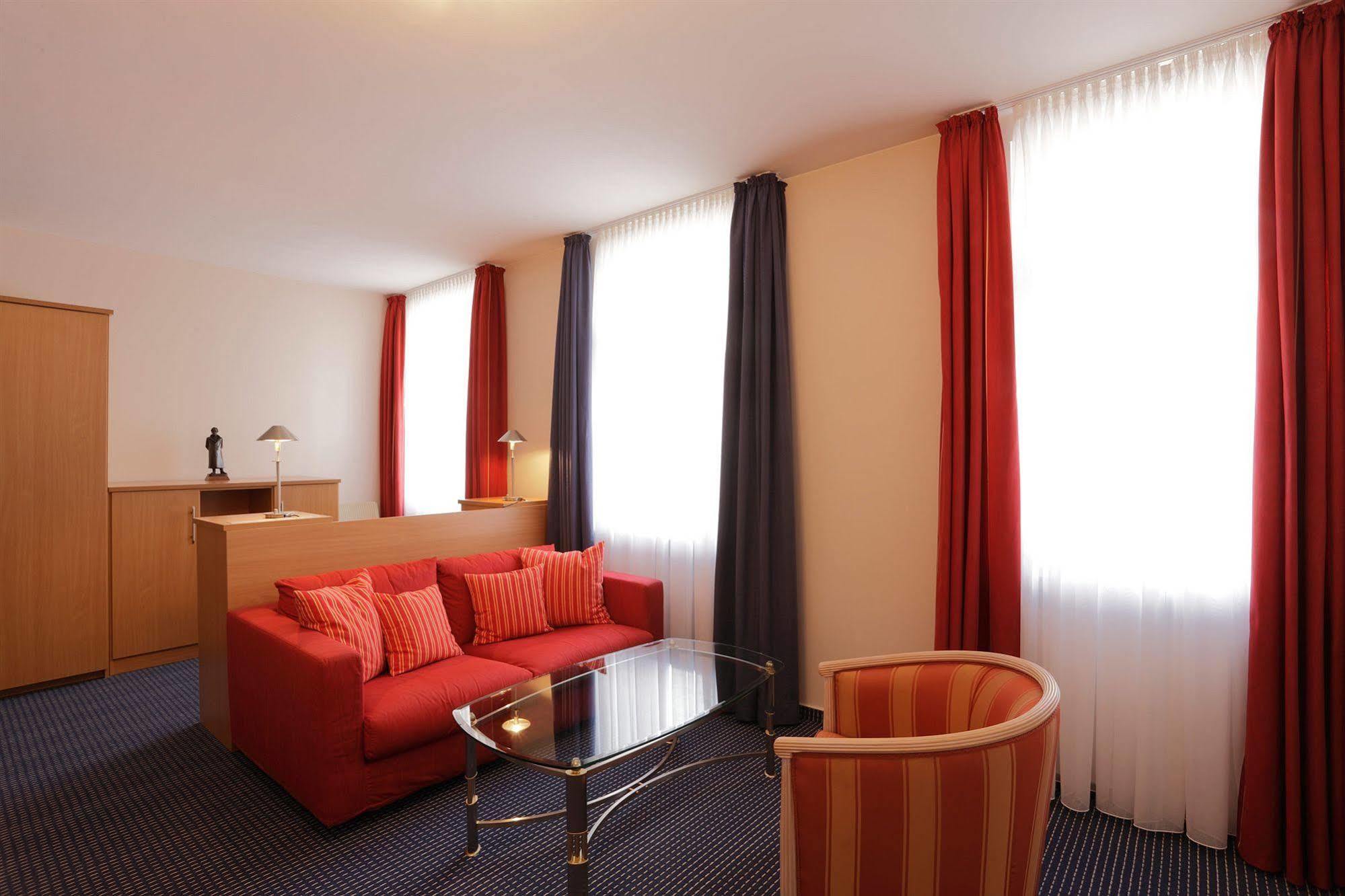 Cityhotel Thueringer Hof New Classic Hannover Exterior photo