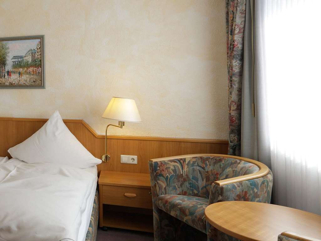 Cityhotel Thueringer Hof New Classic Hannover Room photo